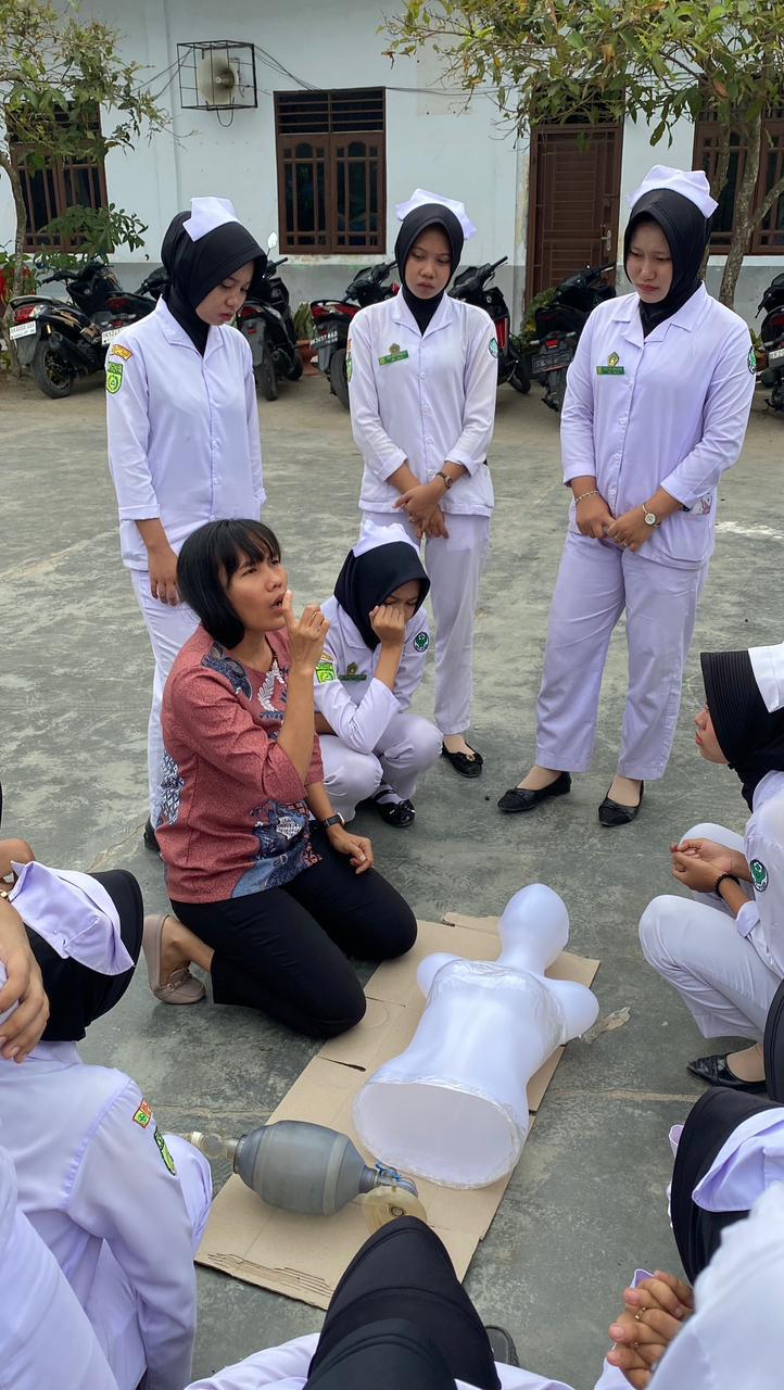 Jurusan Keperawatan - Praktik Lab